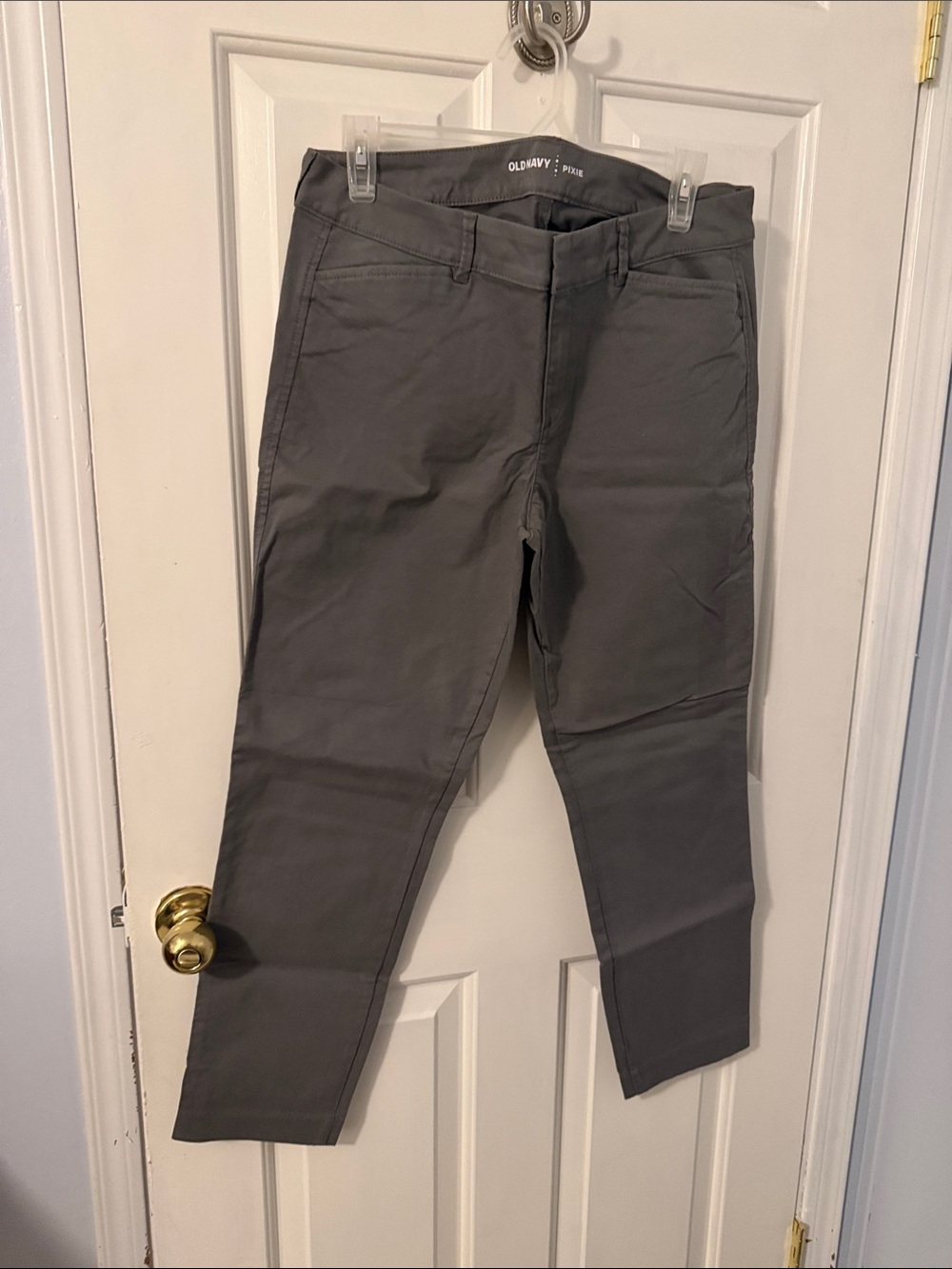 Old Navy Gray Pixie Pants